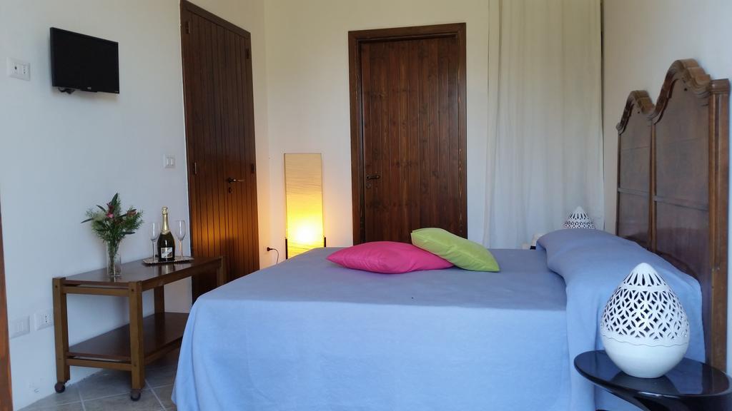 Agriturismo Occhineri Porto Cesareo Habitación foto